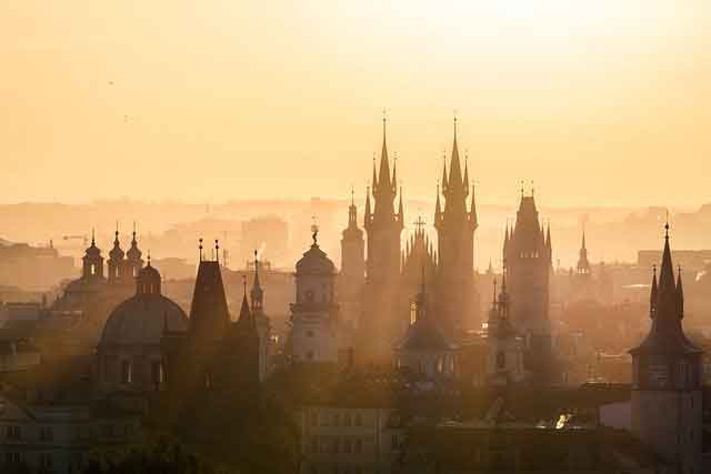 Kliknij www.KrainaKarkonoszy.pl listopad